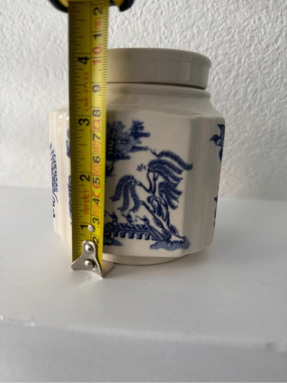 Vintage Sadler England Blue Willow Ginger Jar with Lid 1970s Chinoiserie Ceramic